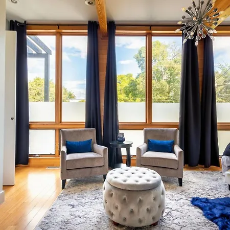 Holiday home A Spacious With Amazing Views And Elevated Outdoor Spaces Nashville