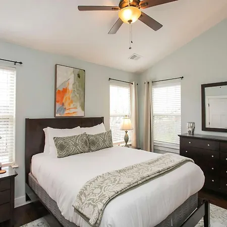 Holiday home Relaxing 2 Bd 2 5 Ba Base *