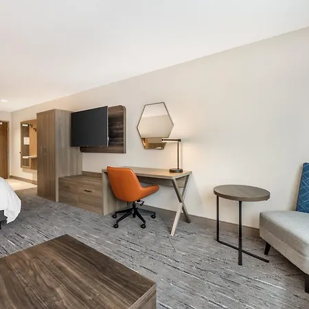 Express & West End - Univ Area By Ihg Hotel