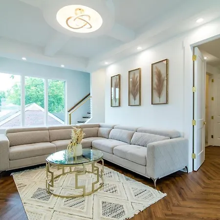 Oasis Villa Nashville