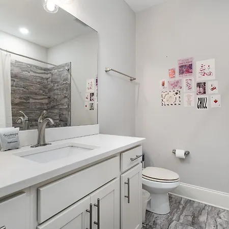 Holiday home Belwood Bloom - 2 Units - Walk To Centennial Park Nashville