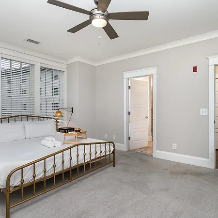 Holiday home Trilogy - Private Porch - Walk To Centennial Park
