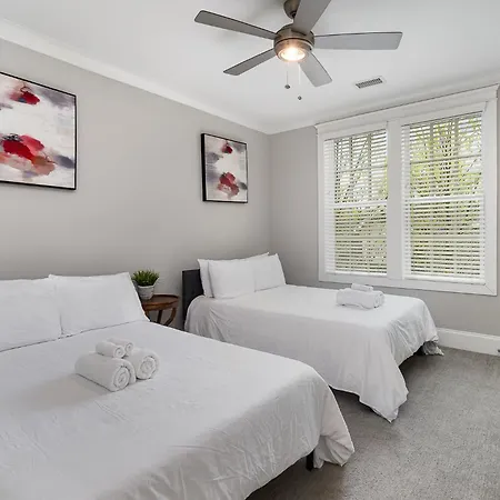 Holiday home Trilogy - Private Porch - Walk To Centennial Park