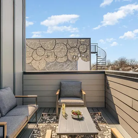 Cadence - Rooftop Decks - Skyline Views - Hot Tub Nashville