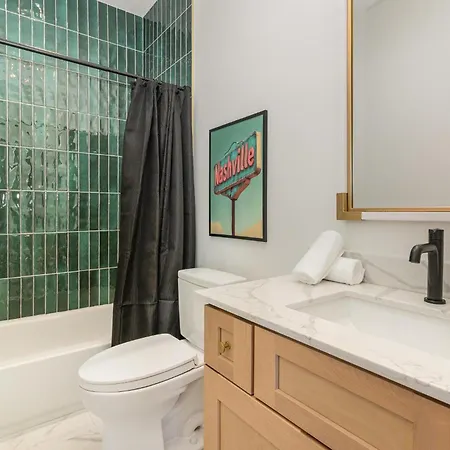Encore Echo-2 Units-mins To Ted Rhodes Golf Club * Nashville