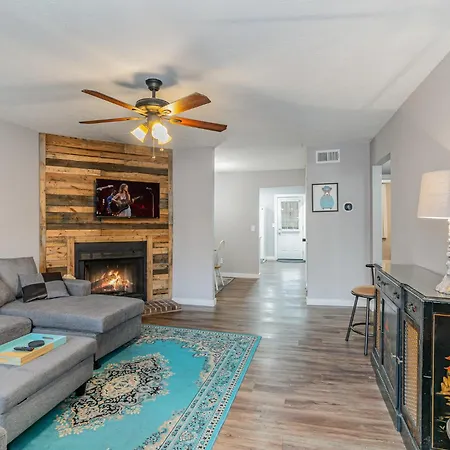 South Wing - 2 Units - 4 Bedrooms - Mins To Zoo * Nashville