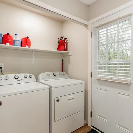Holiday home Starling - Sleeps 8 - Mins To Zoo Nashville