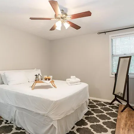 Holiday home Starling - Sleeps 8 - Mins To Zoo Nashville