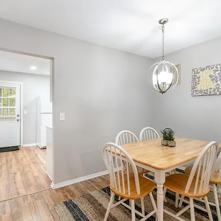 Starling - Sleeps 8 - Mins To Zoo Nashville