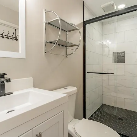 Starling - Sleeps 8 - Mins To Zoo Nashville