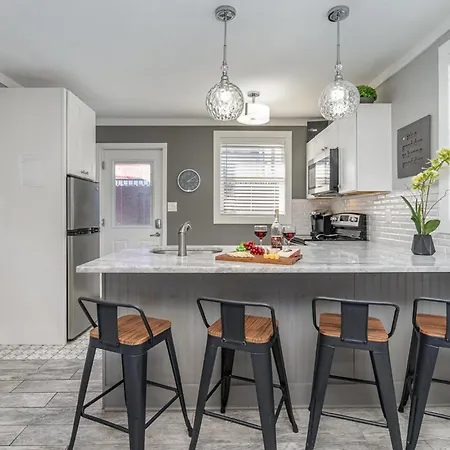 Holiday home Urban Pearl-2 Bedroom & Private Patio-in Midtown Nashville