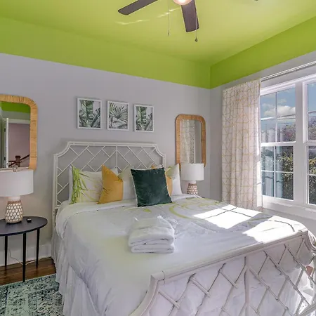Palette - Private Patio - Mins To Zoo Holiday home *
