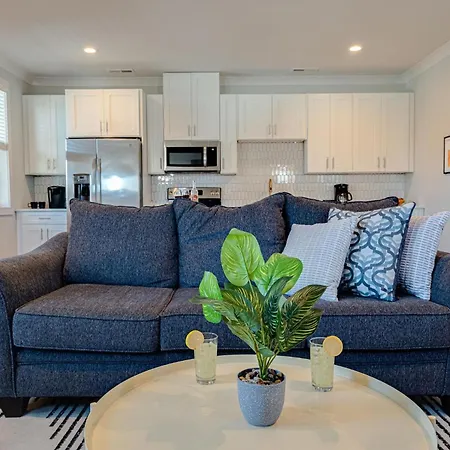Melrose Fusion - 6 Units - Minutes To Broadway Holiday home