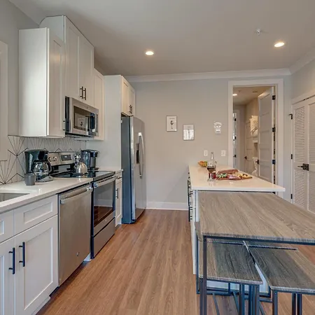 Holiday home Melrose Fusion - 6 Units - Minutes To Broadway *