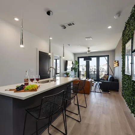 Tesseris Muse - 3 Side-by-side Units - Odyssey Holiday home Nashville