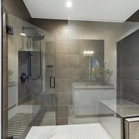 Holiday home Penthouse Fox Den-2 Penthouse Suites-12 South *