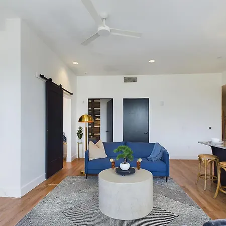 Holiday home Penthouse Fox Den-2 Penthouse Suites-12 South *
