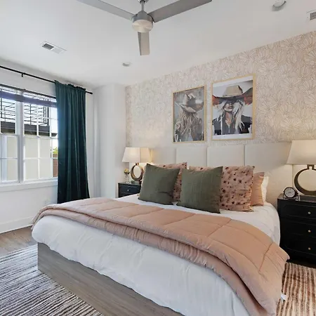 The High Note - Spectacular Rooftop Walk To Gulch Holiday home Nashville