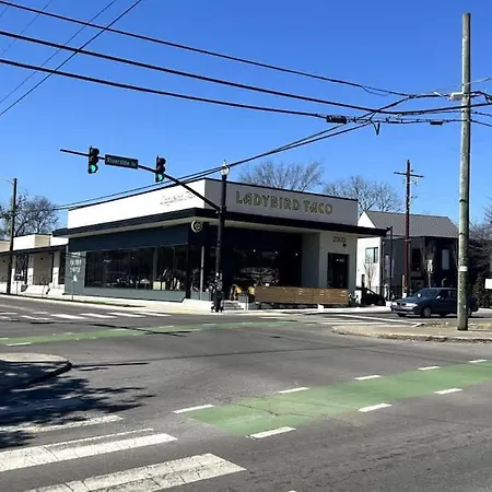 Riverside Retreat Near 5 Points * Nashville