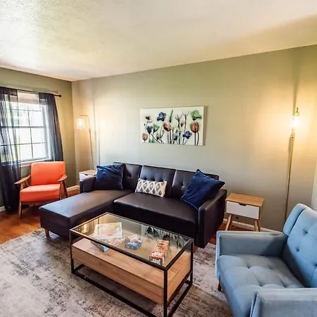 Riverside Retreat Near 5 Points Nashville