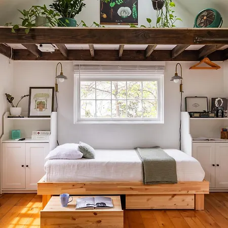 Dreamy Tiny House With Hot Tub And Garden Patio Holiday home