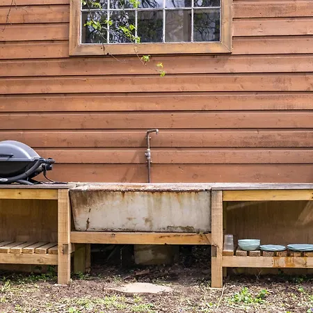 Dreamy Tiny House With Hot Tub And Garden Patio Nashville