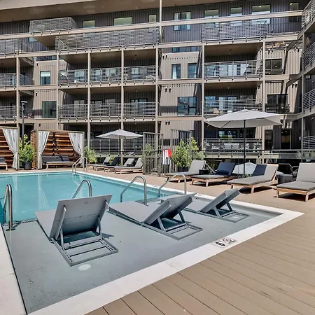 The Gibson- Pool/gym/parking, Walk To Broadway *