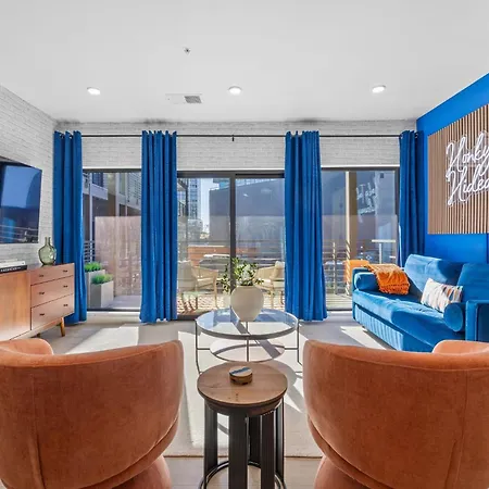 Honky Tonk Hideaway Walk To Broadway W Gym, Pool, Parking *