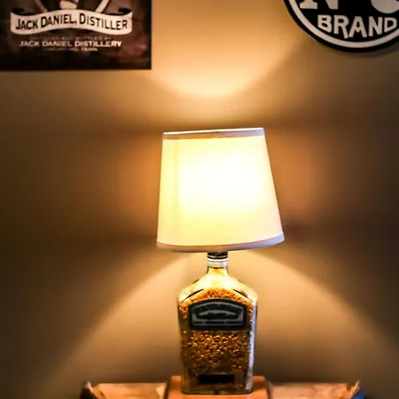 The Tennessee Whiskey In West End-vandy- Uber To Broadway *