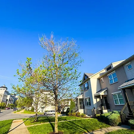 Belmont And Broadway Great For Groups Holiday home *