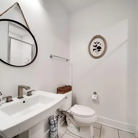 Holiday home 615 Vibe East Getaway 3 Miles To Downtown *