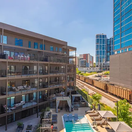 Holiday home Layla's Downtown Nash Retreat | Walk To Broadway - Pool, Gym, Private Balcony, And More! Nashville