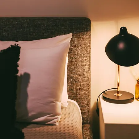 Layla's Downtown Nash Retreat | Walk To Broadway - Pool, Gym, Private Balcony, And More!