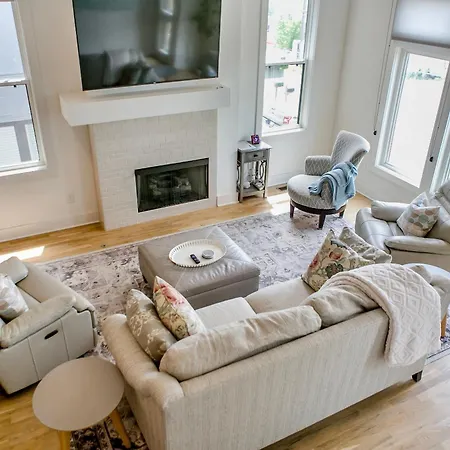 The Urban River - 4br Getaway Nashville
