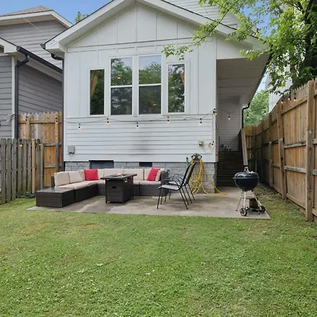 Cozy Retreat Mins To Broadway & East Apartment Nashville