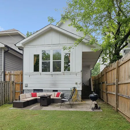 Cozy Retreat Mins To Broadway & East Apartment Nashville