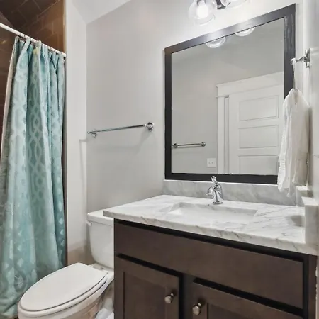 Spacious Retreat Mins To Broadway & East Nashville