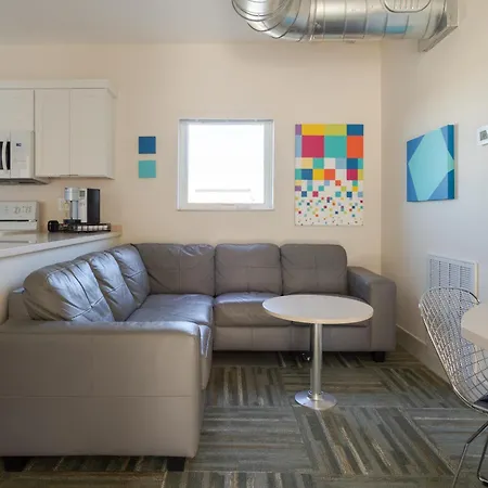 Holiday home Modern 2 Bedroom In Heart Of East
