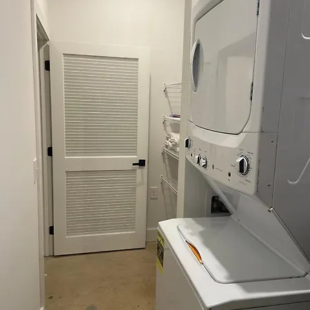 Grand Ole Getaway Apartment