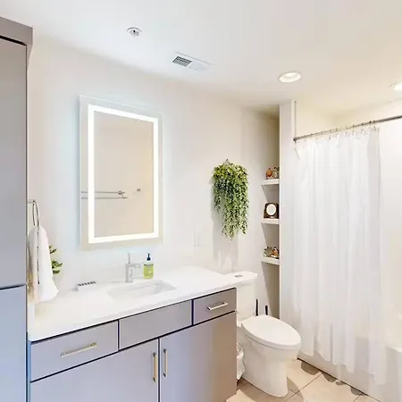 Chic 1br Near Broadway & Music Row *