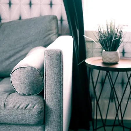 The Outlaw In Downtown By Nautical Holiday home