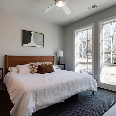 West End Dream-private Balcony-6 Mins To Broadway