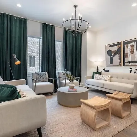 New Side By Side Homes - Sleeps 24 *