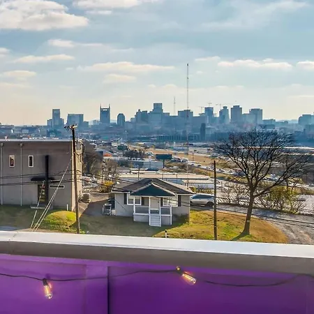 Side By Side Era - Hot Tubs - Rooftop Views Holiday home