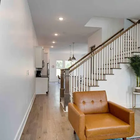 Holiday home Enchanting Escape -side-by-side Luxury Nash Homes Nashville