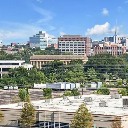 Two Large Homes Minutes To Downtown * Nashville