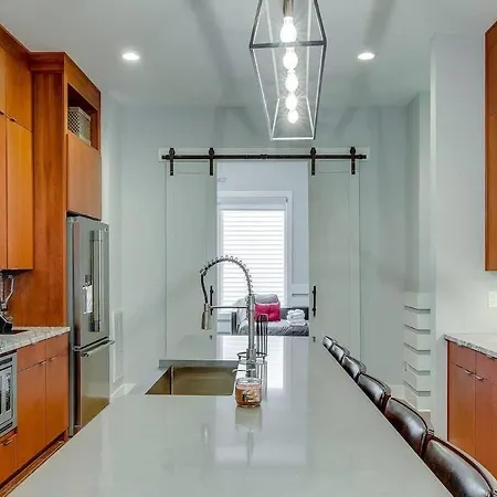 Holiday home Two Homes - Accommodates 24 Guests *