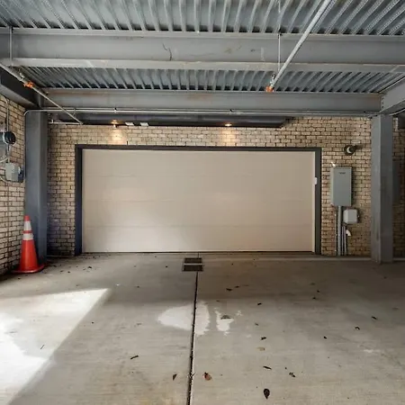 Dazzling - Minutes To - Broadway 4br 4ba * Nashville