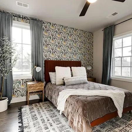 Dazzling - Minutes To - Broadway 4br 4ba Holiday home Nashville