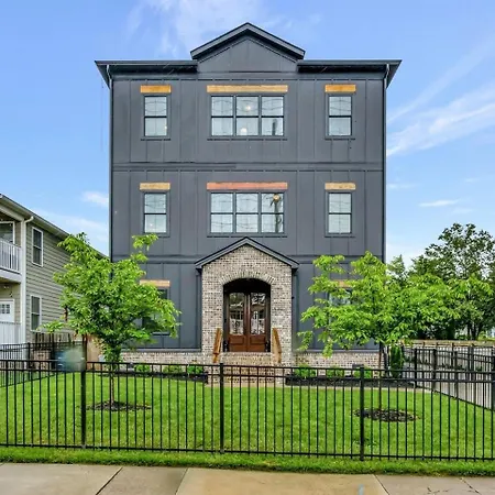 Sprawling Estate - Sleeps 16 * Nashville